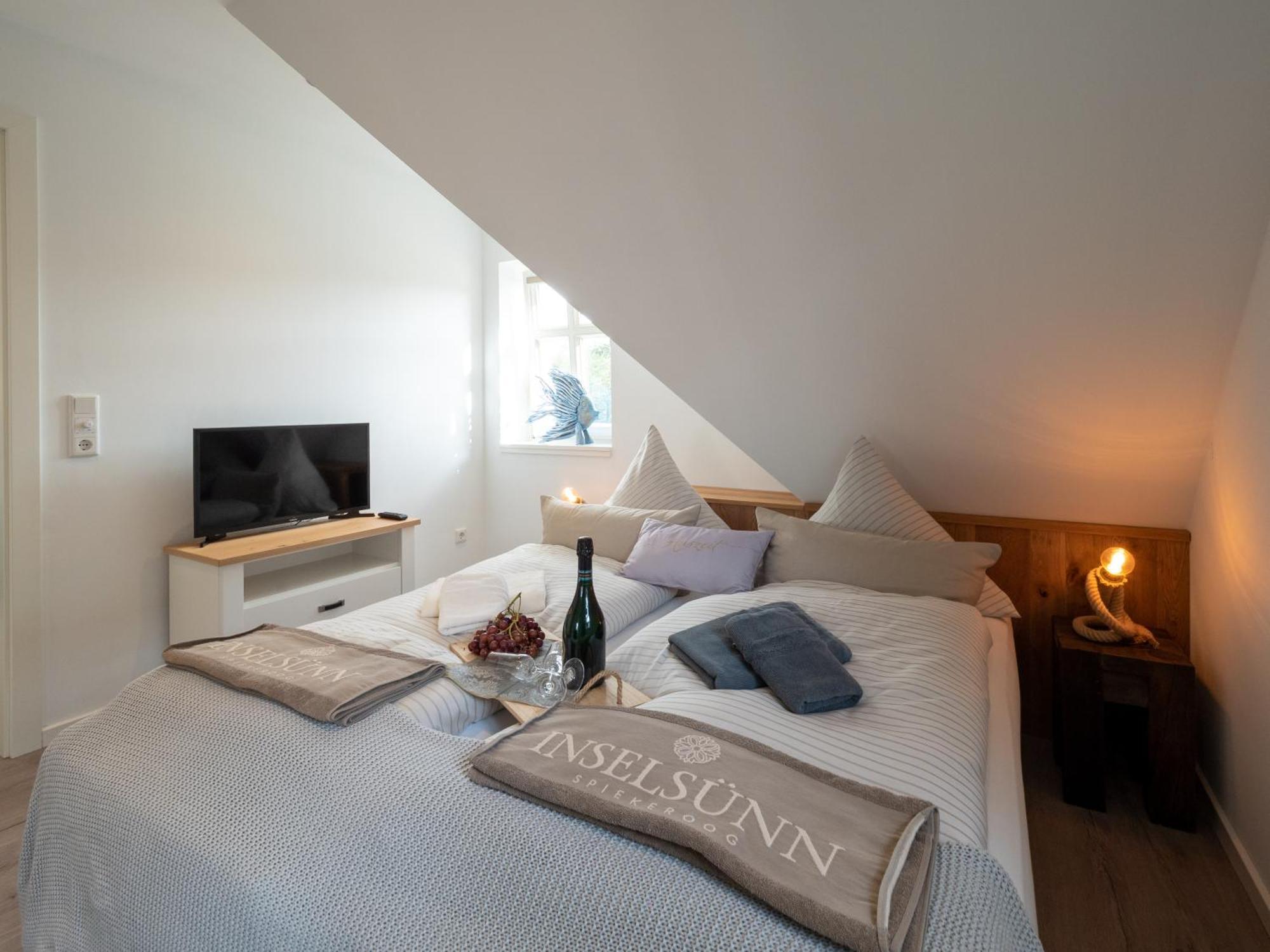 ספיקרוג Inselsuenn Hotel Und Apartments מראה חיצוני תמונה