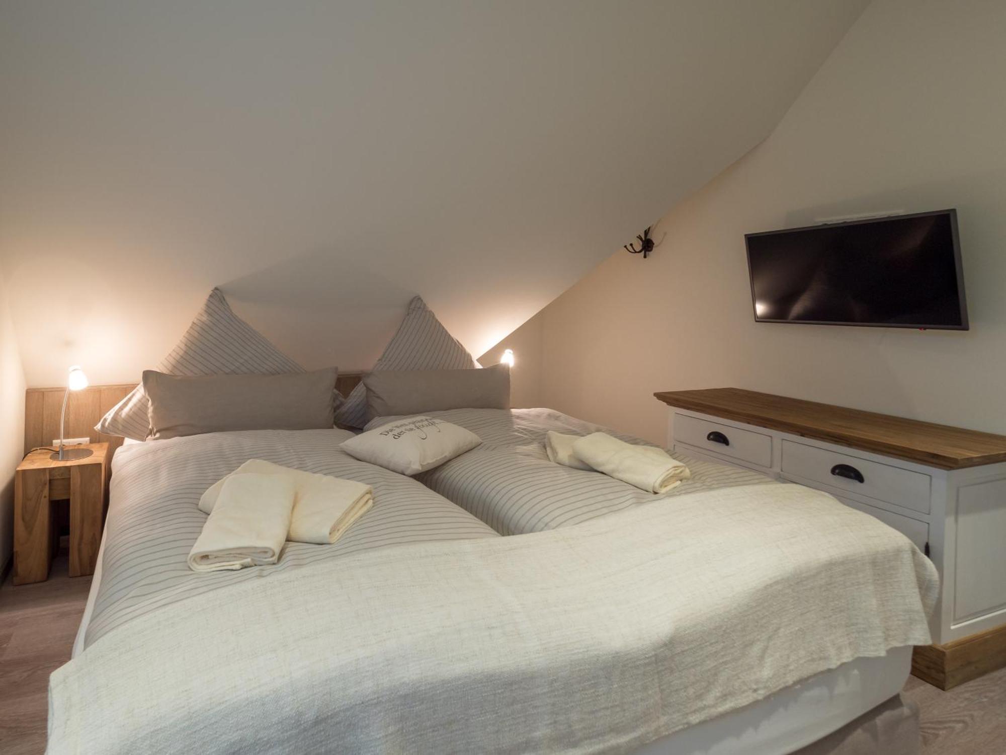 ספיקרוג Inselsuenn Hotel Und Apartments מראה חיצוני תמונה
